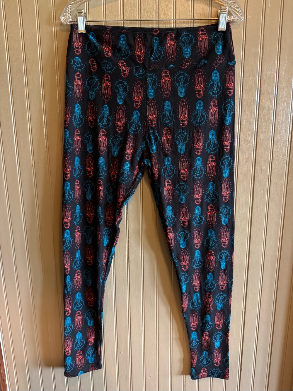 New LuLaRoe Leggings with Blue and orange lightbulbs tall curvy